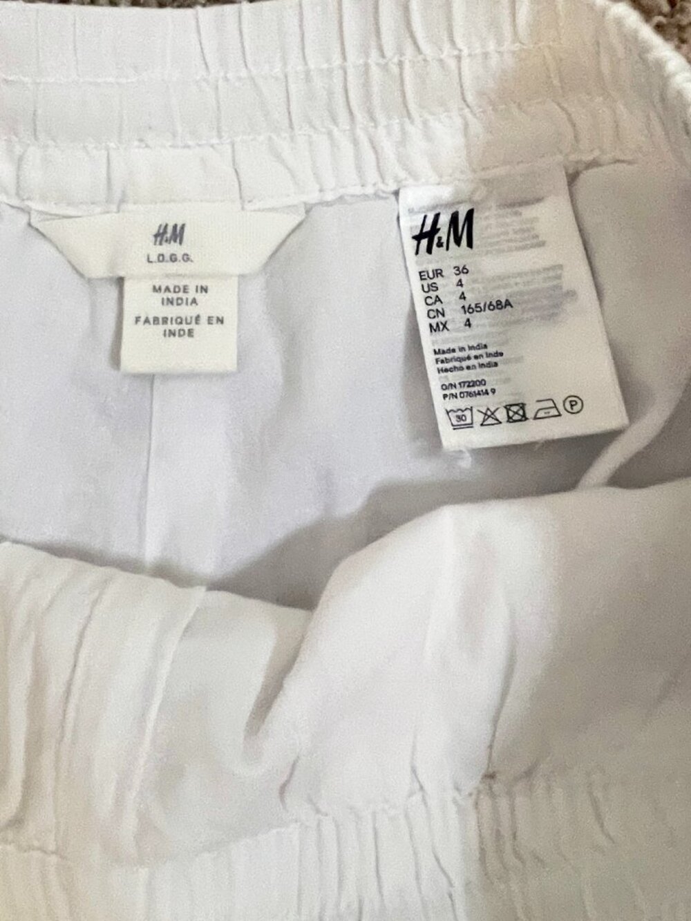 H&M White Eyelet Lace Shorts Women’s Size 4 Small Scalloped Hem 100% Cotton - Picture 2 of 7